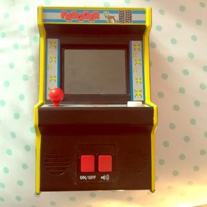 hand held frogger arcade game